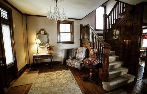 619 Cedar St, Irwin, PA 15642 photo 3