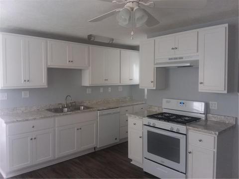 127 3rd Ave, New Eagle, PA 15067 photo 4