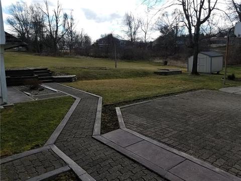 111 Long Dr, Irwin, PA 15642 photo 24