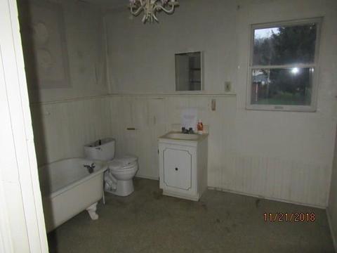 628 Painter St, Everson, PA 15631 photo 6