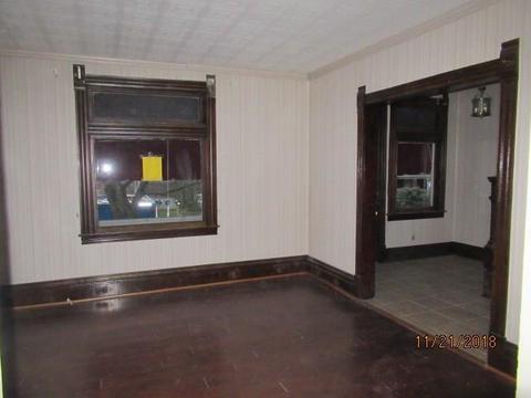 628 Painter St, Everson, PA 15631 photo 4