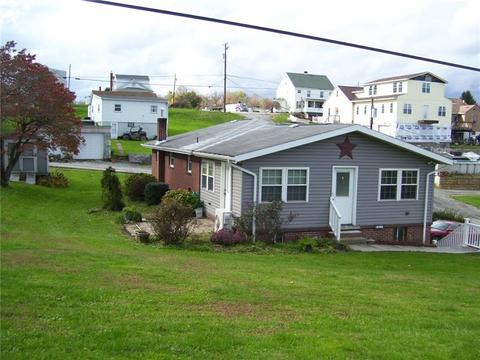 607 Maple Ave, New Eagle, PA 15067 photo 3