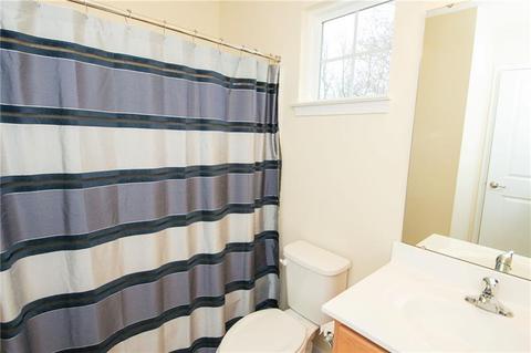 109 Highcroft Cir, North Strabane, PA 15330 photo 16