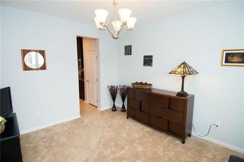 109 Highcroft Cir, North Strabane, PA 15330 photo 4
