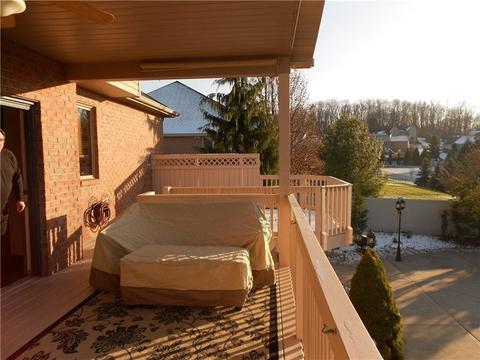 64 Raphael Dr, Irwin, PA 15642 photo 2