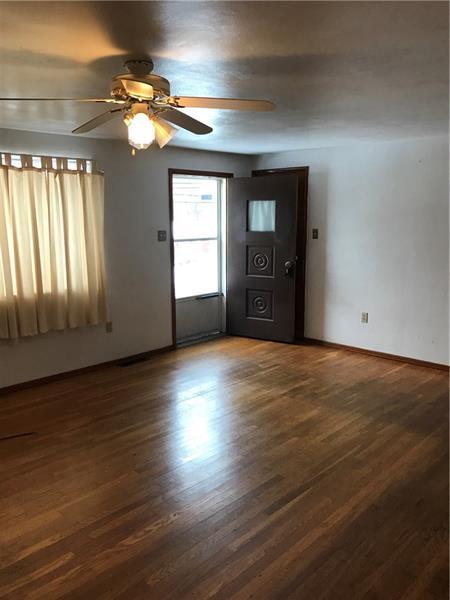 314 Ridgeview Dr, North Braddock, PA 15104 photo 7