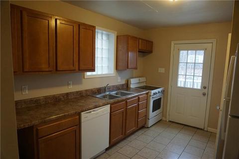 808 North Ave, North Braddock, PA 15104 photo 4