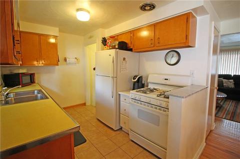 1180 Robbie Dr, Irwin, PA 15642 photo 9