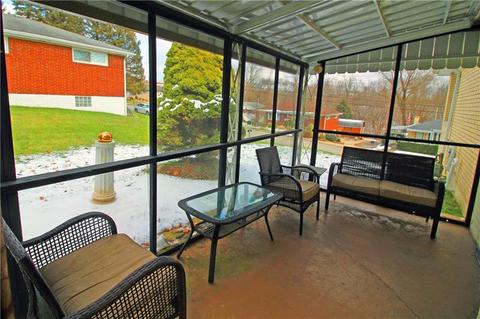 1180 Robbie Dr, Irwin, PA 15642 photo 22