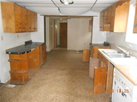 44 Vanderbilt St, Commodore, PA 15729 photo 6