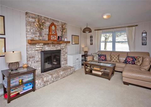 2942 Arrowhead Ct, Export, PA 15632 photo 10