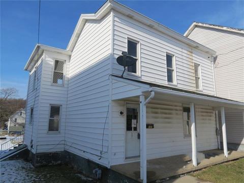 157 E Second St, Derry, PA 15627 photo 1