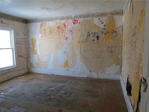 157 E Second St, Derry, PA 15627 photo 8