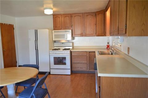 1702 Madison St, Braddock, PA 15104 photo 4