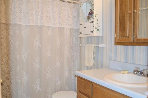 2898 Dirling Ln, Irwin, PA 15642 photo 15
