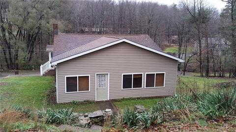 111 Clarks Ln, Mars, PA 16046 photo 2