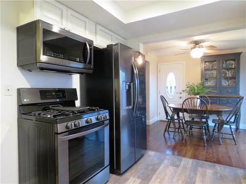 14304 Roberta Dr, Irwin, PA 15642 photo 9