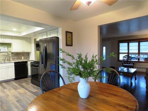 14304 Roberta Dr, Irwin, PA 15642 photo 6