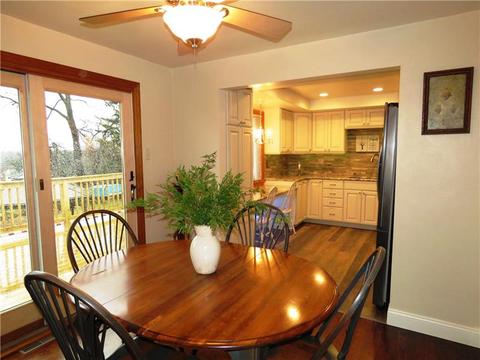 14304 Roberta Dr, Irwin, PA 15642 photo 5