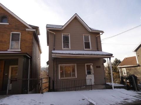 1728 Wolfe Ave, North Braddock, PA 15104 photo 1