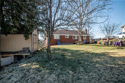 9837 Mark Ave, Irwin, PA 15642 photo 3