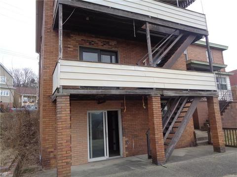 525 Pine St, Ambridge, PA 15003 photo 15