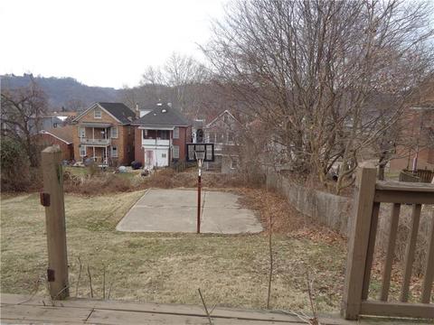 525 Pine St, Ambridge, PA 15003 photo 14