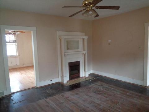 525 Pine St, Ambridge, PA 15003 photo 2