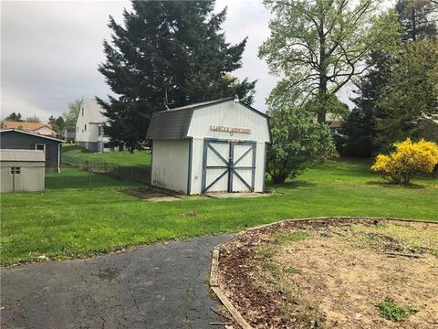 1241 Eckert Rd, Monaca, PA 15061 photo 2