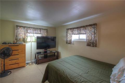 942 Monaca Rd, Monaca, PA 15061 photo 16