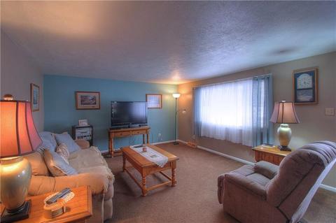 942 Monaca Rd, Monaca, PA 15061 photo 11