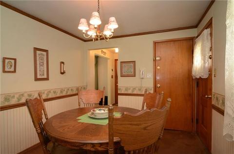 13 Eichelberger Dr, Coraopolis, PA 15108 photo 7