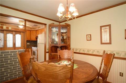 13 Eichelberger Dr, Coraopolis, PA 15108 photo 8
