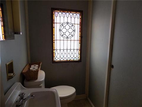 107 Custer Ave, Vandergrift, PA 15690 photo 7