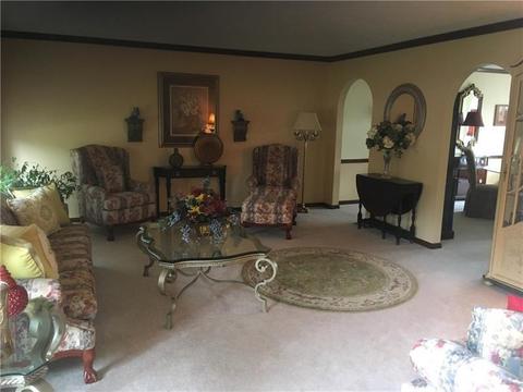 3250 Hawk Dr, Irwin, PA 15642 photo 11