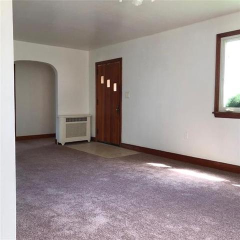143 E 2nd St, Derry, PA 15627 photo 6