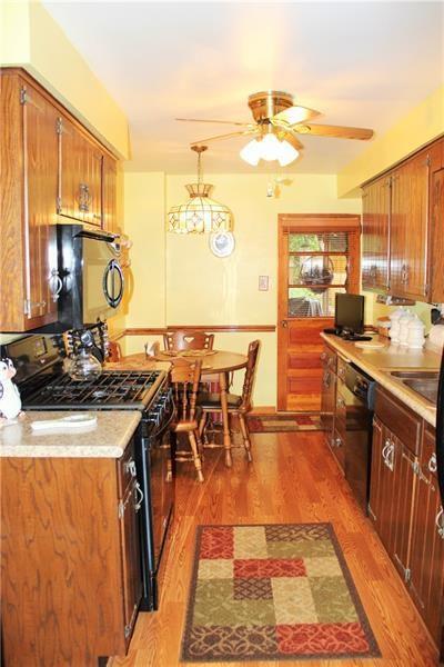 302 Fleet St, Braddock, PA 15104 photo 5