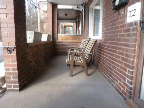 302 Fleet St, Braddock, PA 15104 photo 2