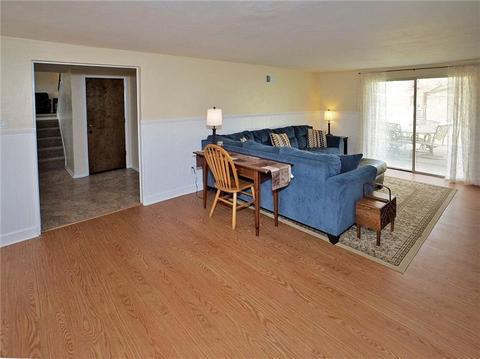19 Dover Rd, Irwin, PA 15642 photo 8