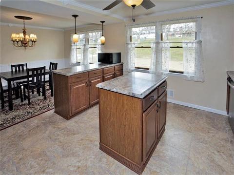 19 Dover Rd, Irwin, PA 15642 photo 5