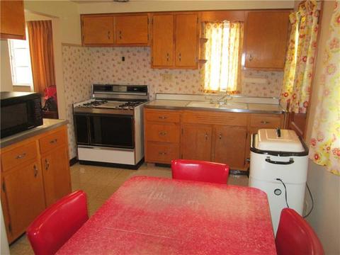 113 Mills Ave, Braddock, PA 15104 photo 14