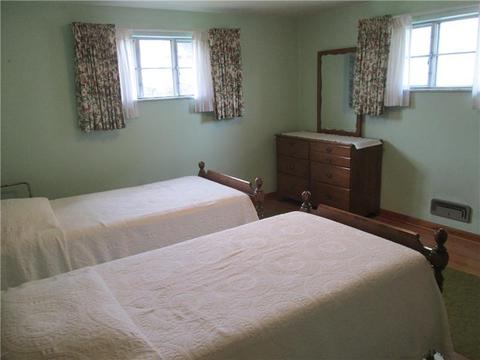 113 Mills Ave, Braddock, PA 15104 photo 4