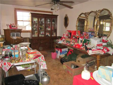 313 Beech St, Vandergrift, PA 15690 photo 3