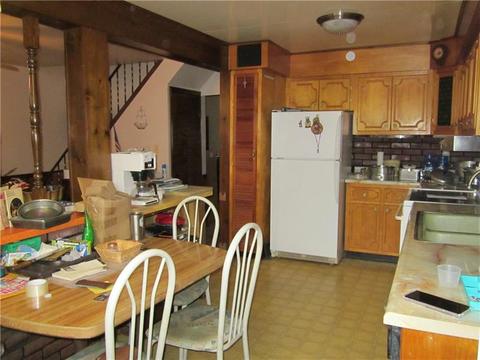 313 Beech St, Vandergrift, PA 15690 photo 6