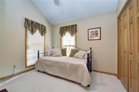 109 Oakcrest Dr, Monaca, PA 15061 photo 16