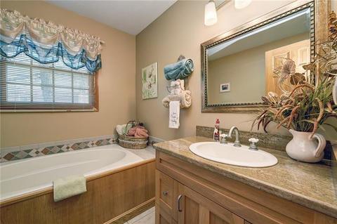 109 Oakcrest Dr, Monaca, PA 15061 photo 17