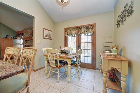 109 Oakcrest Dr, Monaca, PA 15061 photo 7
