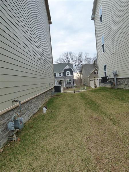 826 Oneida, Marshall, PA 16046 photo 17