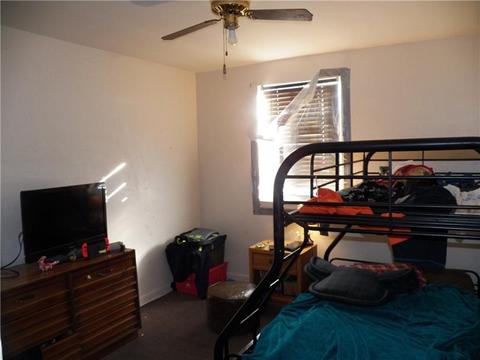 1005 Jackson St, Vandergrift, PA 15690 photo 7
