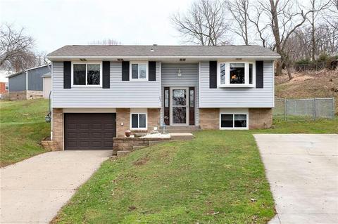 232 Pine Dr, Coraopolis, PA 15108 photo 2